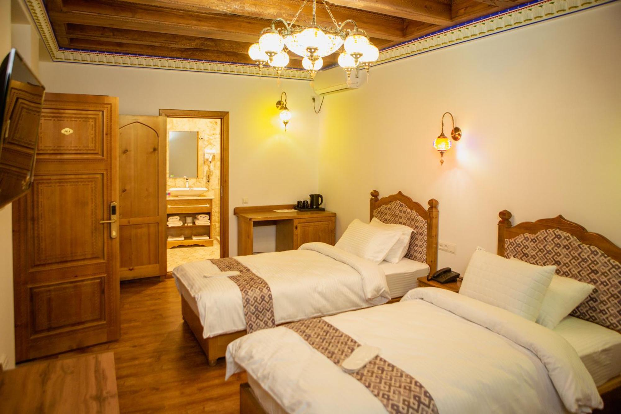 Istat Boutique Hotel Buxoro Luaran gambar