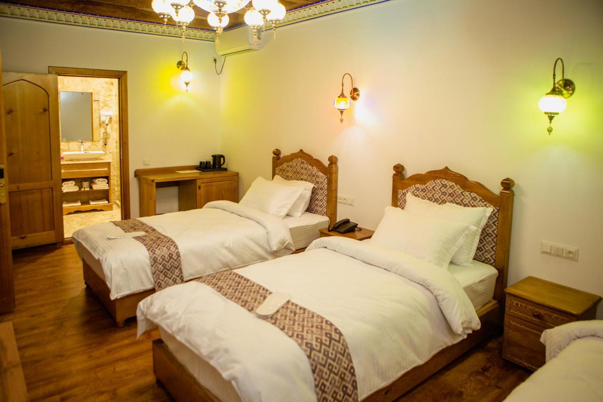 Istat Boutique Hotel Buxoro Luaran gambar